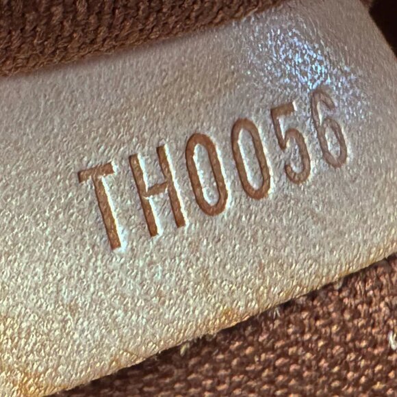 Auth LOUIS VUITTON Monogram Lockit Handbag Brown - Picture 14 of 14